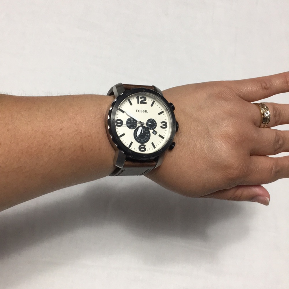 Fossil Watch - Picture 7 of 8